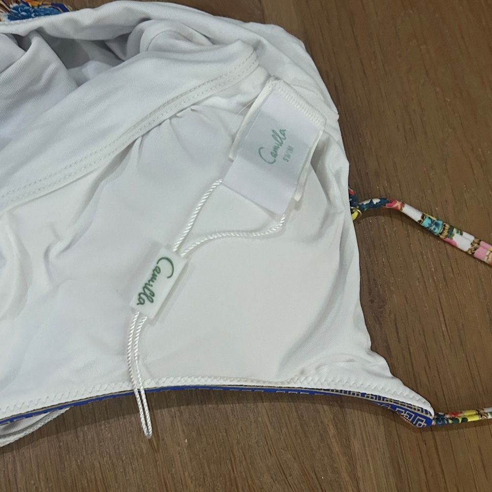 Camilla White Swarovski Crystal SCOOP NECK ONE PIECE
PARTY IN THE PALACE - Picture 6 of 7